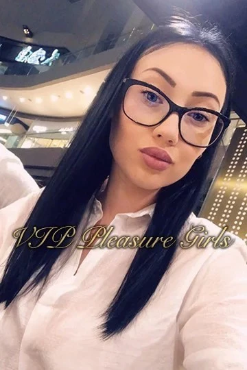 Abbygail London Earl's Court Eastern European Escort