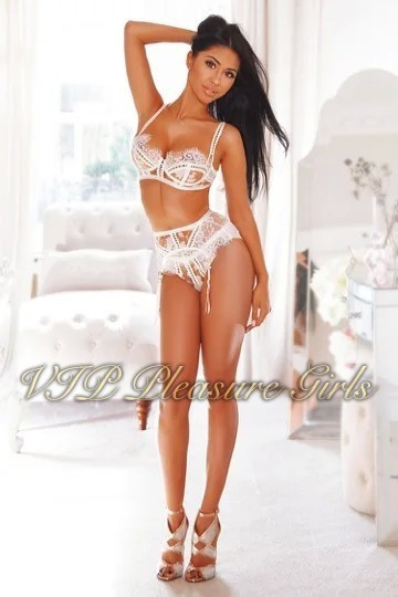 Larissa London Kensington and Chelsea Romanian Escort