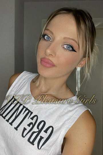 Yara London Knightsbridge Eastern European Escort