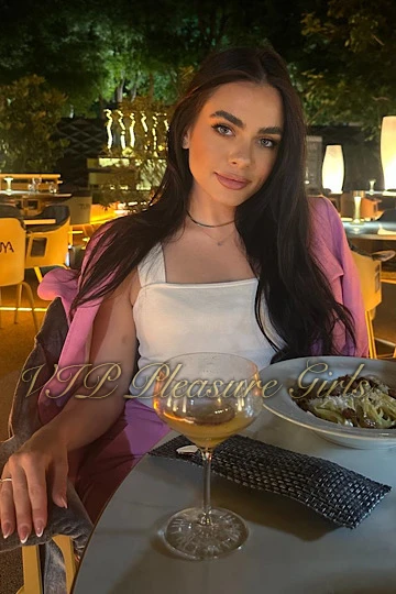 Bonnie London Kensington Eastern European Escort