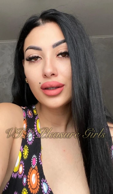 Selita London Mayfair Eastern European Escort