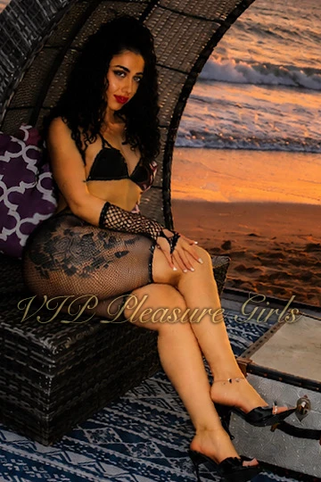 Lucille - High-Class Escort in London Earl’s Court - Photo 9